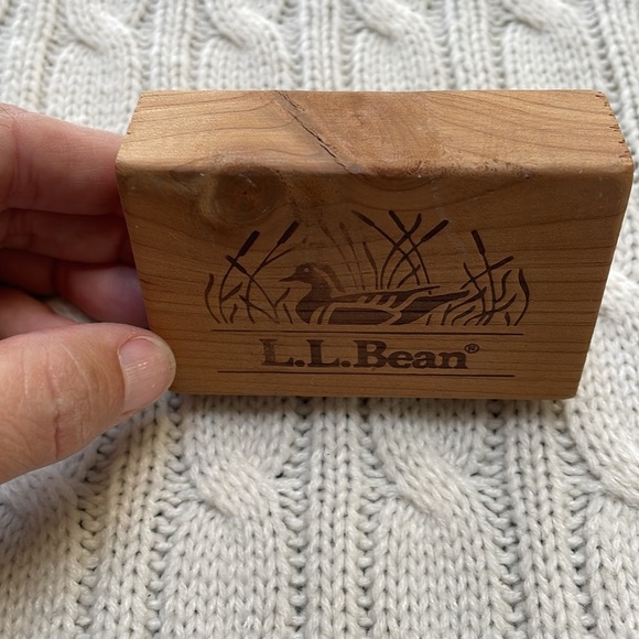 L.L. Bean Pair Cedar Wood Blocks Wood Duck/Mt lake scene Moth Repellent 3" x 2" - Picture 4 of 6